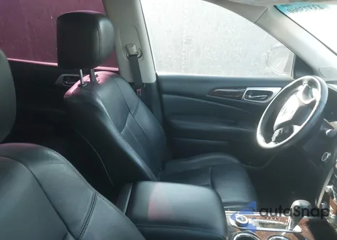 2013 Nissan Pathfinder Platinum из США, поврежденный, VIN 5N1AR2MM0DC676984